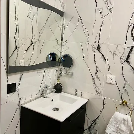 R.suite Apartment Saint-Etienne (Loire)